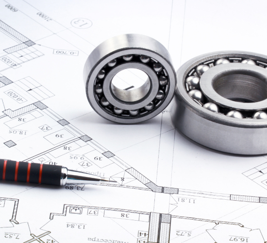 Planos de proyectos de ingeniería y piezas mecánicas